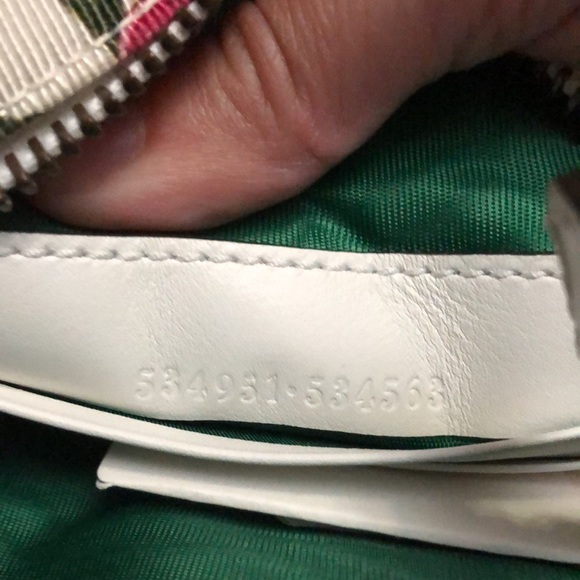 New in box Gucci compact handbag - Picture 10 of 10